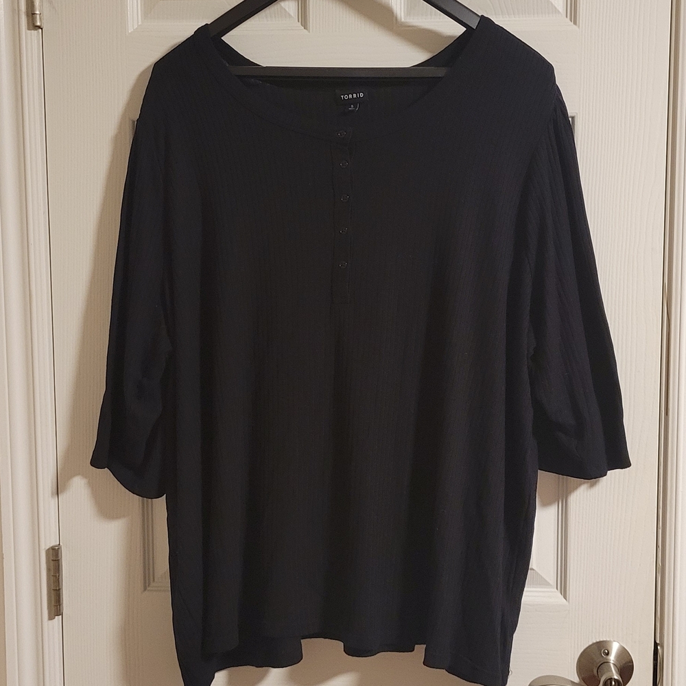 Torrid Black Long Sleeve Tee